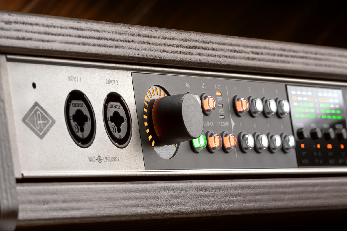 USB Audio Interface J205